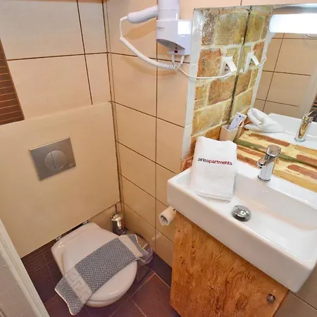 Kampielo Homes - Budget Prv Bathroom *
